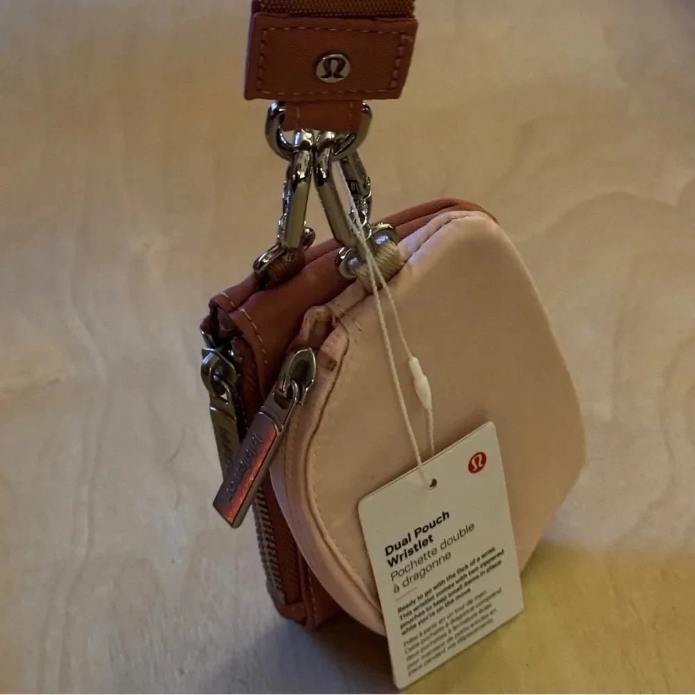 NWT - Lululemon Dual Pouch Wristlet Pink and Blush with Logo and Keychain Strap - Picture 12 of 12